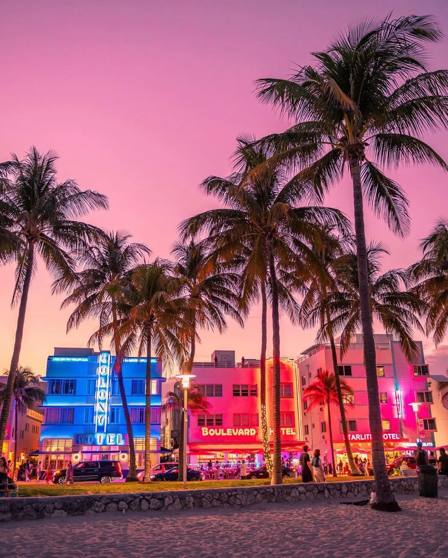 Miami - Ocean Drive has been shining bright all Summer long